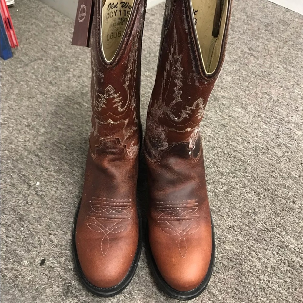 Size 6 youth cowboy boots